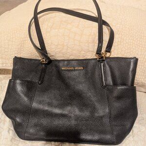 MICHAEL KORS JET SET LEATHER TOTE PEBBLED LEATHER